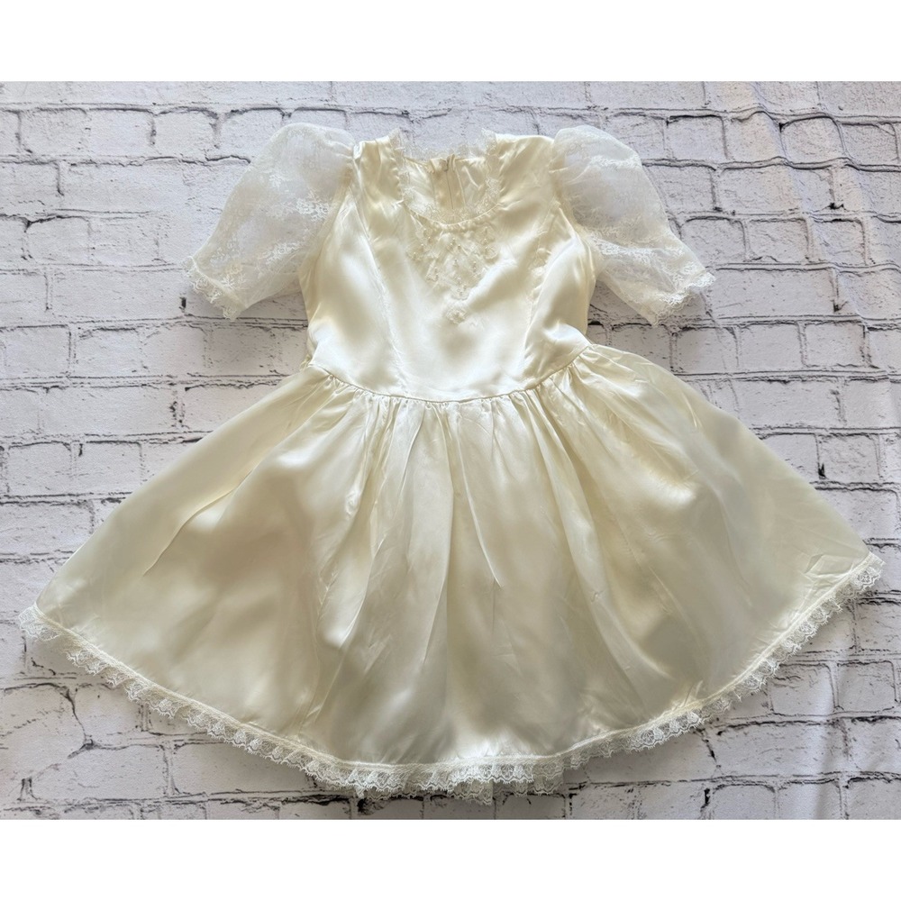 Girls Ivory Satiny Dress Communion Portrait Vintage 70s Aprox Sz 6 Lace Ruffles